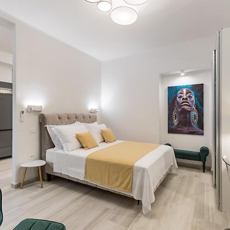 Studio Apartment Home Split Bagian luar foto