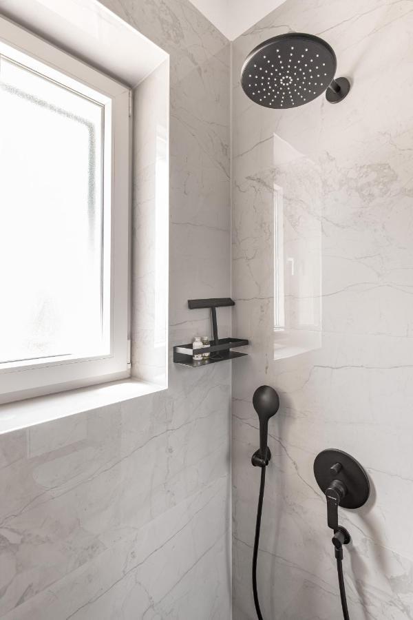 Studio Apartment Home Split Bagian luar foto