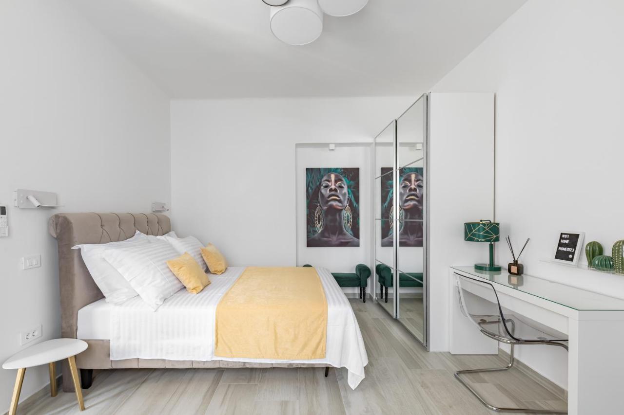 Studio Apartment Home Split Bagian luar foto