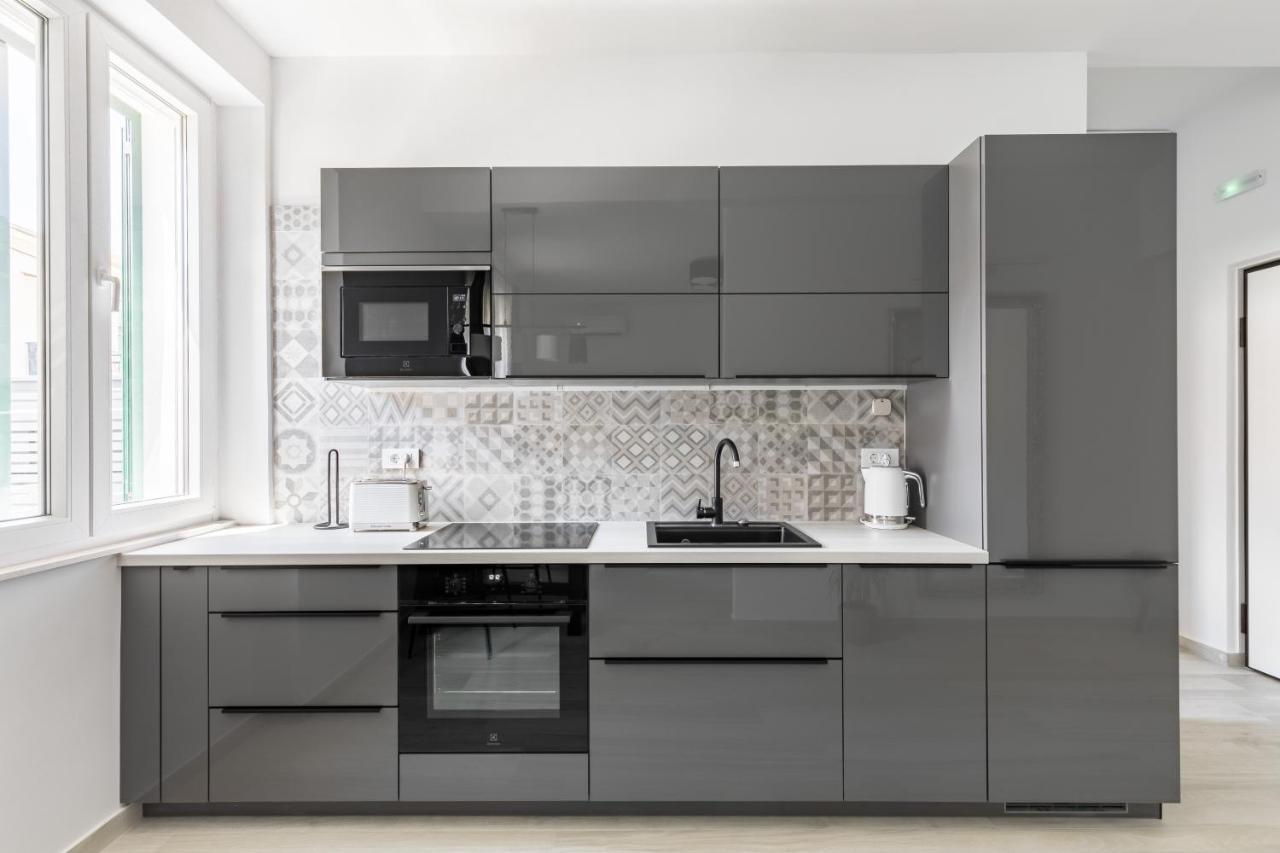 Studio Apartment Home Split Bagian luar foto