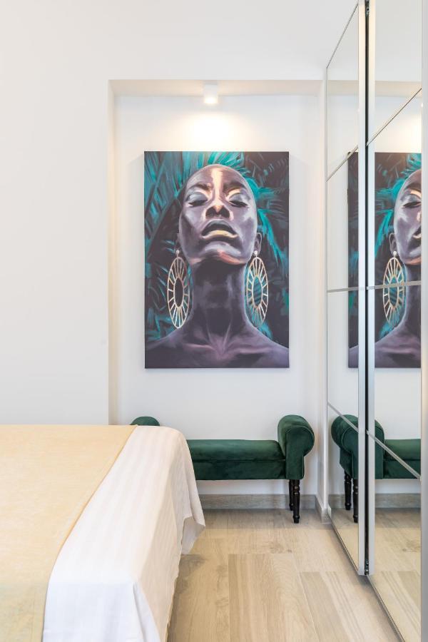 Studio Apartment Home Split Bagian luar foto